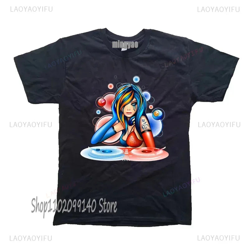 Retro Dj Headphones T Shirt Graphic Streetwear Short Sleeve O-Neck Harajuku Music Techno T-shirt Funny Men Clothing for Ladies