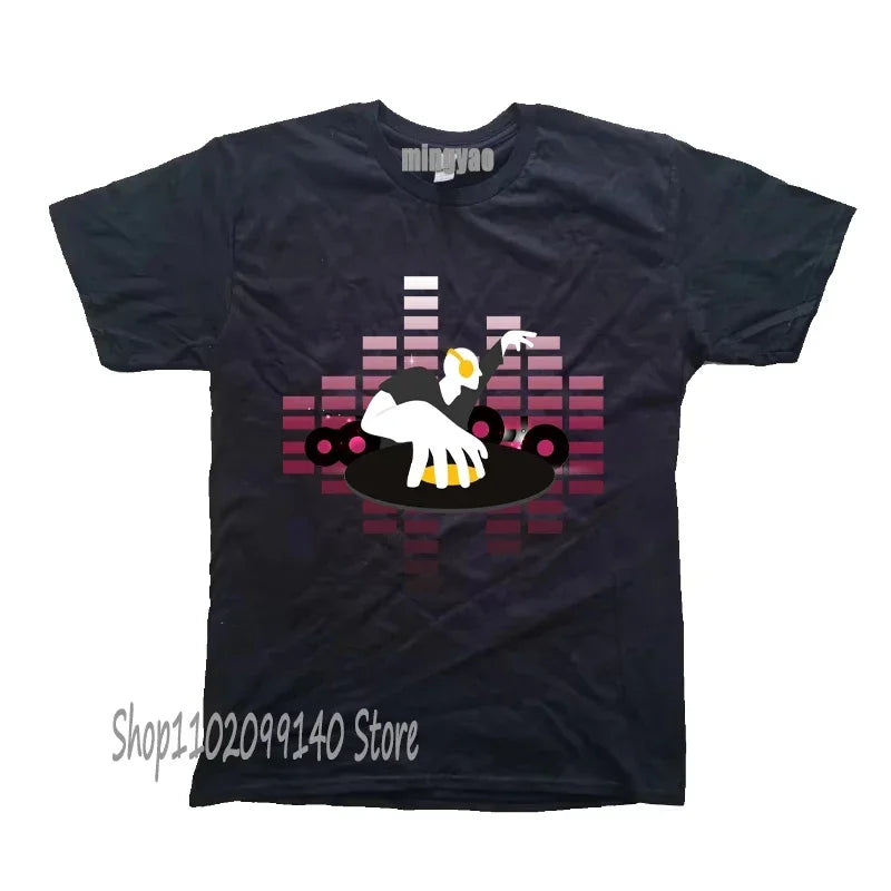 Retro Dj Headphones T Shirt Graphic Streetwear Short Sleeve O-Neck Harajuku Music Techno T-shirt Funny Men Clothing for Ladies